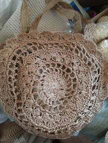 Sac crochet beige rond jolieandjuliette style bohème dentelle ajourée été