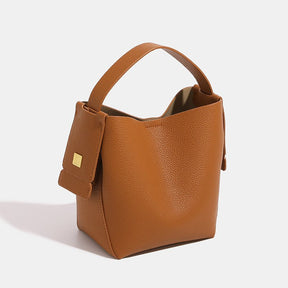 Sac seau camel jolieandjuliette en cuir grainé avec anse unique élégant