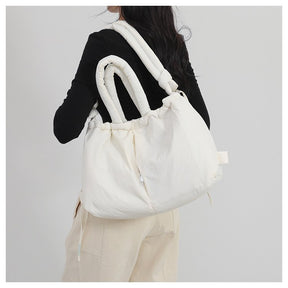 Sac fourre-tout blanc oversize jolieandjuliette tendance urbaine femme élégante