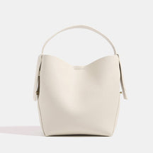 Sac hobo cuir blanc cassé jolieandjuliette design épuré élégant femme