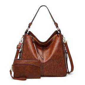 Sac hobo cuir marron jolieandjuliette avec bandoulière et pochette amovible