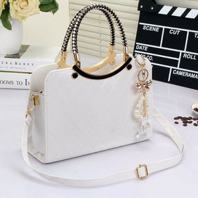 Sac à main blanc élégant jolieandjuliette poignées tressées charm perles accessoire mode femme