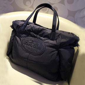 Sac matelassé noir jolieandjuliette grand format voyage avec logo en relief