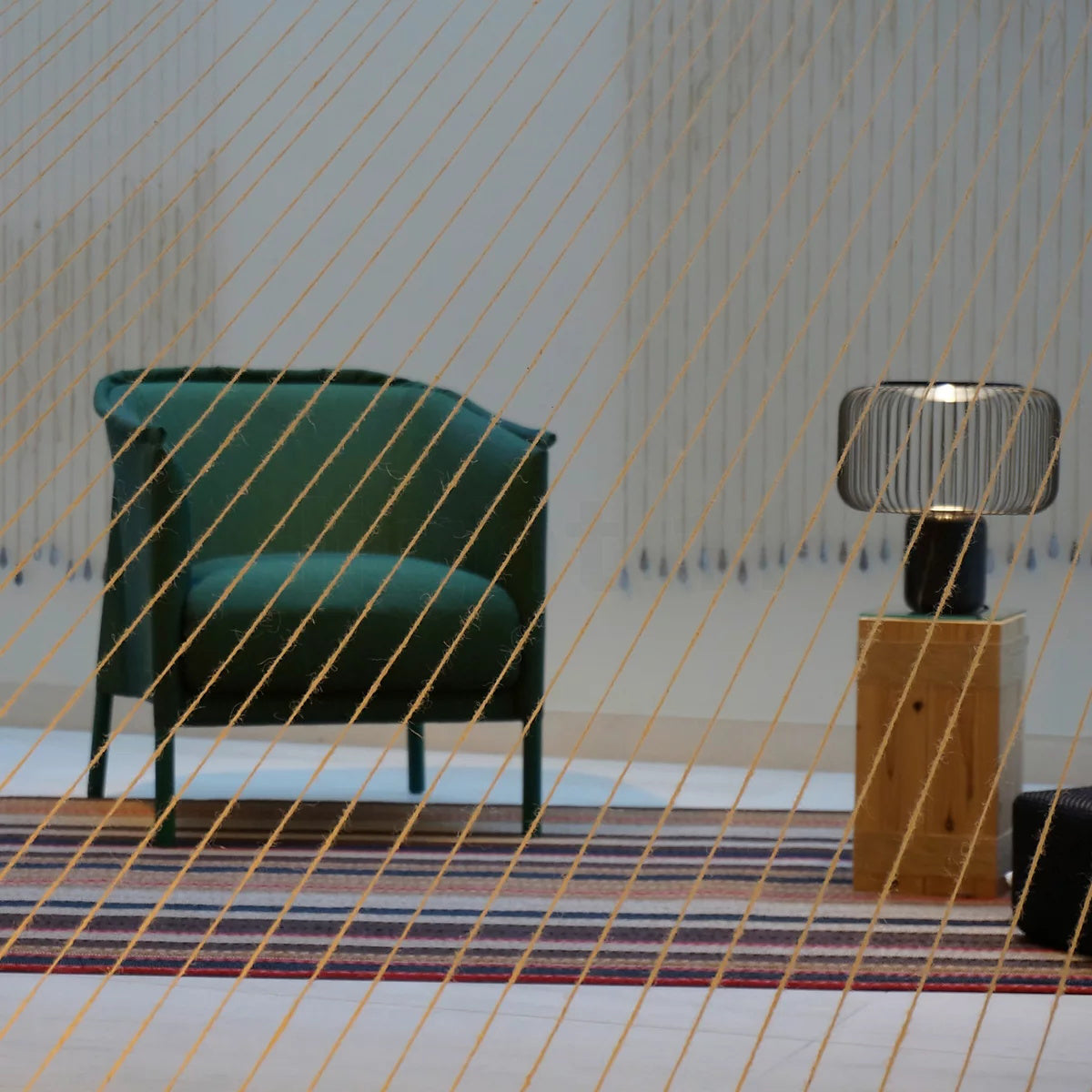 Lampe de Table Élégante - Base en Marbre et Éclairage Subtil