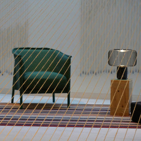 Lampe de Table Élégante - Base en Marbre et Éclairage Subtil