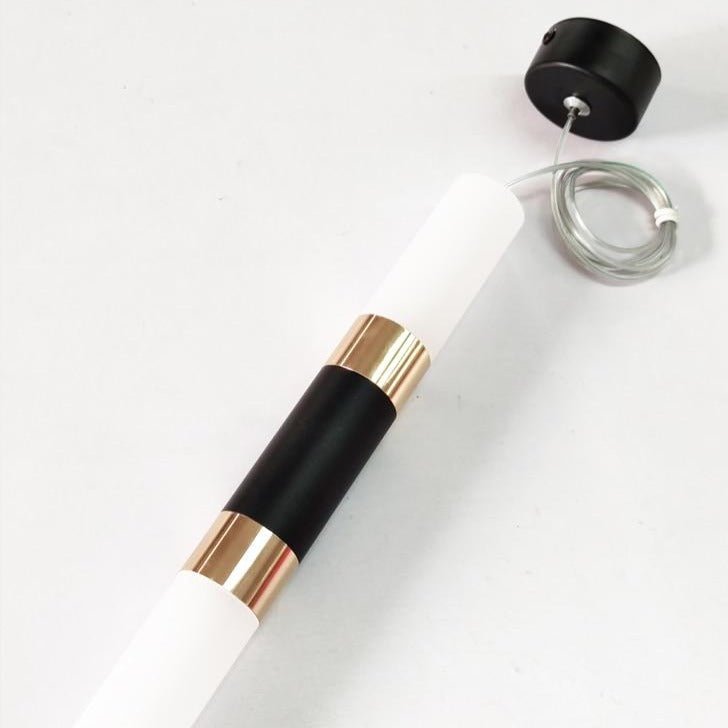 Suspension Moderne en Métal et Acrylique - Éclairage Élégant pour Intérieur Stylé