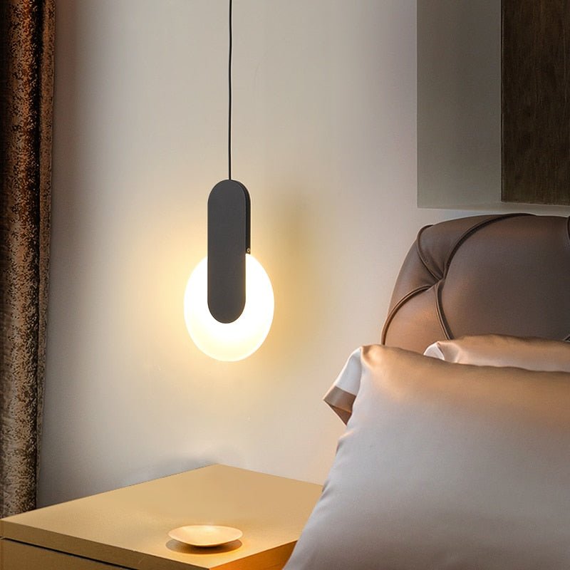 Lampe Suspendue LED Élégante - Couleurs de Lumière Changeables et Design Sophistiqué