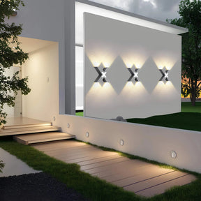 Applique Murale Extérieure LED - Design Élégant et Résistant aux Intempéries