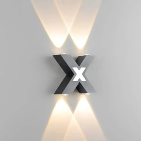 Applique Murale Extérieure LED - Design Élégant et Résistant aux Intempéries