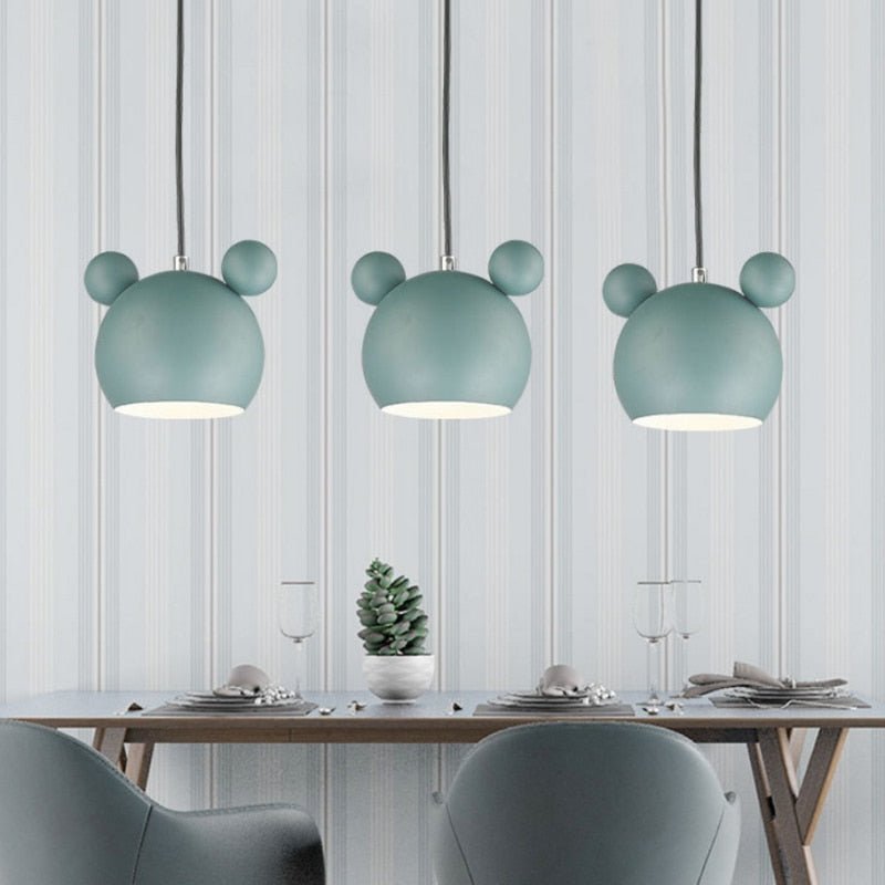 Lumière Suspendue en Forme de Souris - Ajoutez une Touche de Couleur Amusante