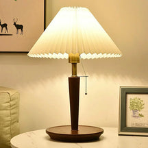 Lampe en Bois Plissé - Éclairage Chaud et Accueillant