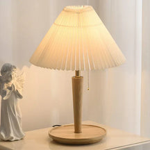 Lampe en Bois Plissé - Éclairage Chaud et Accueillant