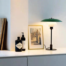 Lampe en Métal Élégante - Éclairage Doux et Glamour pour Intérieur