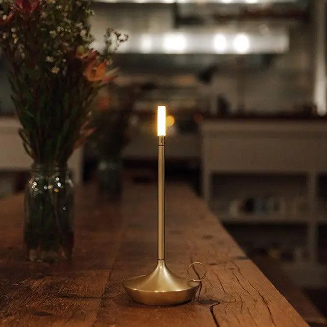 Porte-bougie Dimmable en Aluminium - Design Élégant et Rechargeable