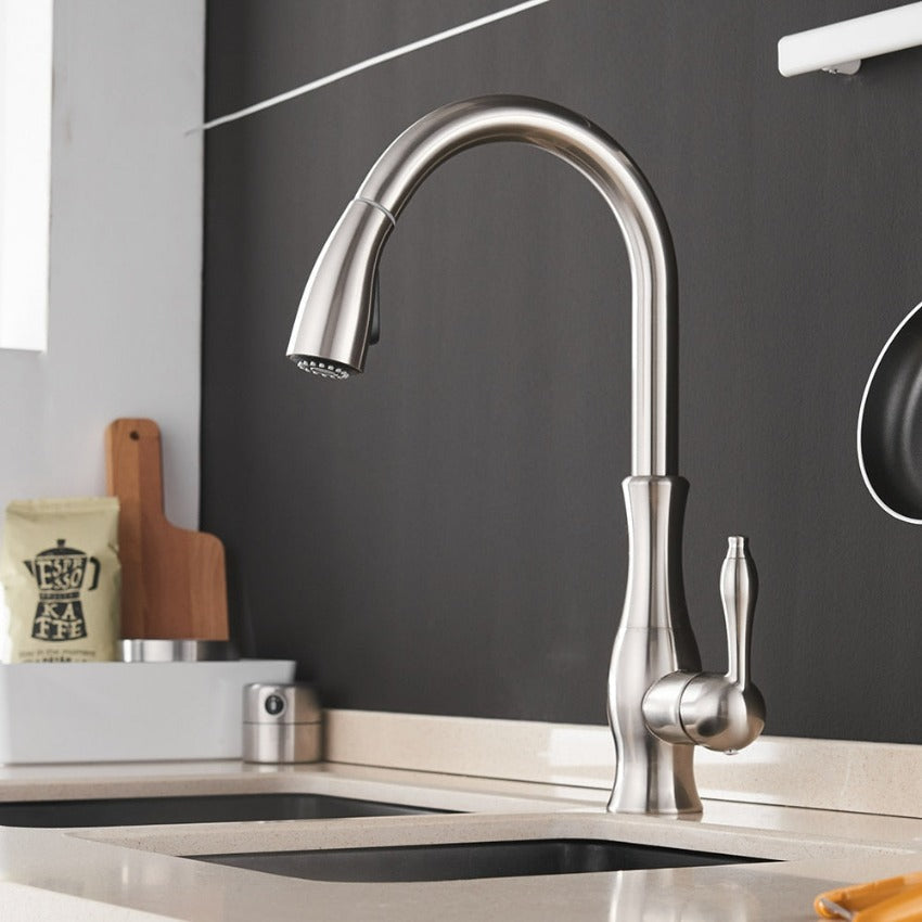 Robinet d'Évier Tirable en Acier Inoxydable - Flexible et Pratique pour Votre Cuisine