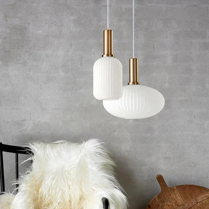 Suspension en Verre Élégante - Design Polyvalent et Matériaux de Qualité