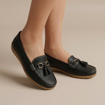 Penny loafers en cuir femme avec pompons décoratifs style intemporel