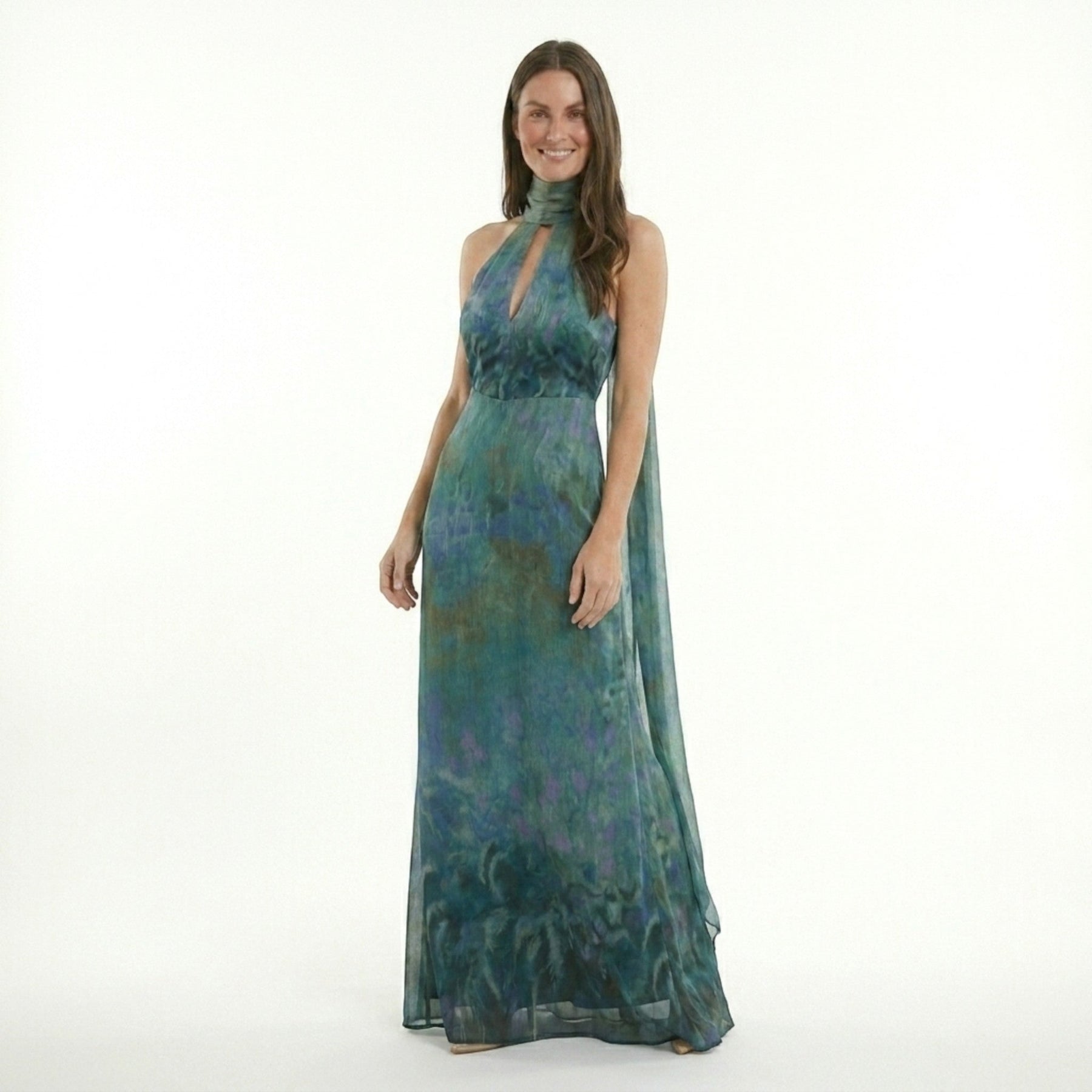 Robe maxi fleurie col haut dos ouvert mousseline légère invitée mariage femme