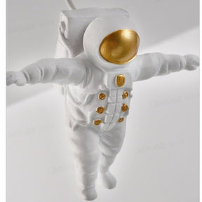 Lampe Spaceman en Forme de Lune - Ambiance Intergalactique pour Enfants