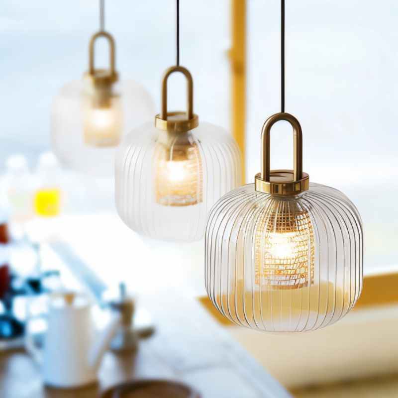 Luminaire Suspendu en Verre Rayé - Éclairage Élégant et Ambiance Chaleureuse