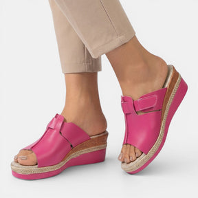 Sandales rembourrées colorées femme semelle de maintien style estival lumineux