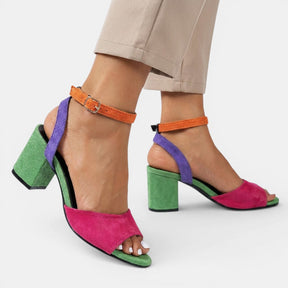 Escarpins bicolores à bride arrière femme design moderne et ajustable élégant