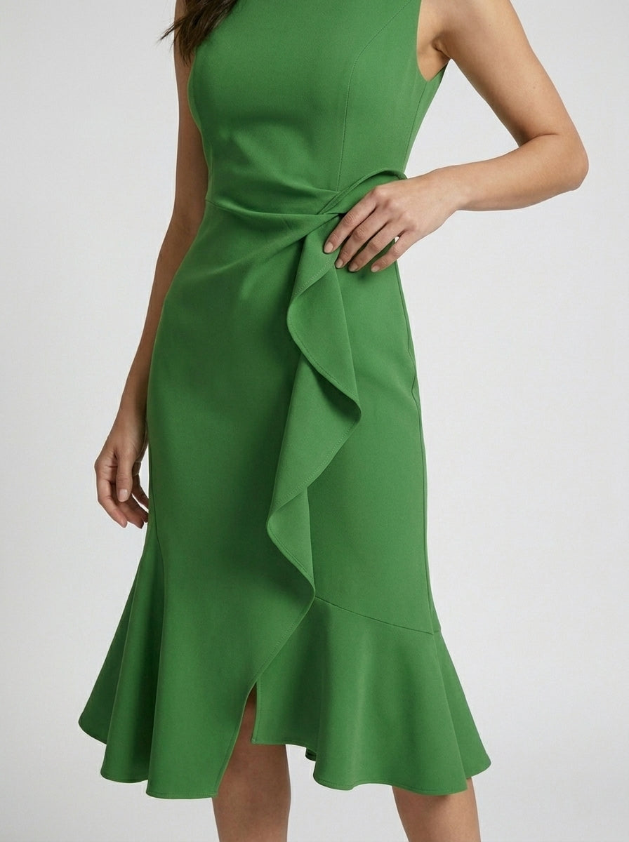 Robe midi asymétrique sans manches chic pour soirée cocktail femme