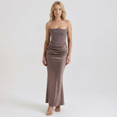 Robe maxi drapée sans bretelles chic et élégante pour cérémonie femme