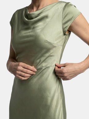 Robe midi col bateau classique manches courtes fente latérale femme