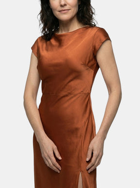 Robe midi col bateau classique manches courtes fente latérale femme