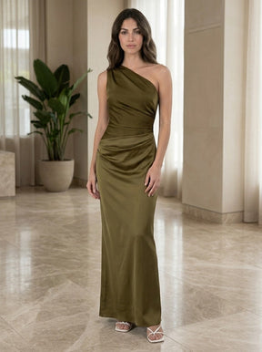 Robe maxi plissée une épaule élégante pour soirée et occasions formelles