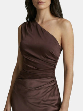 Robe longue plissée une épaule asymétrique élégante pour soirée femme