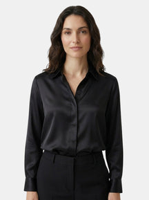Blouse satinée manches longues drapé fluide col classique femme chic