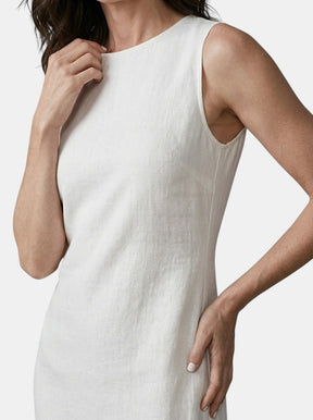 Robe midi col montant sans manches fente latérale femme sophistiquée