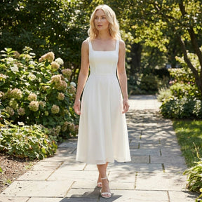 Robe midi blanche élégante col carré pour cocktail intemporel femme