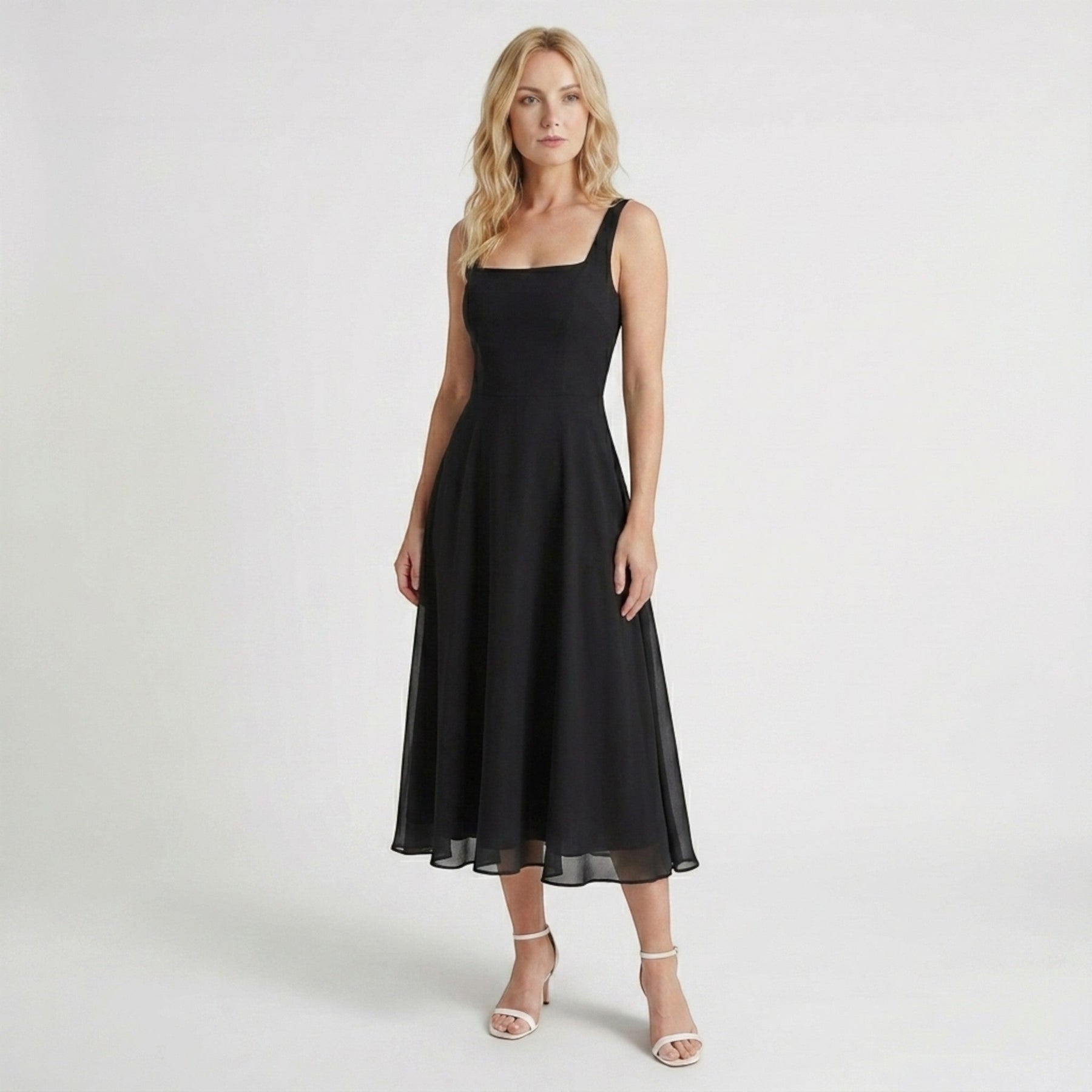 Robe midi blanche élégante col carré pour cocktail intemporel femme