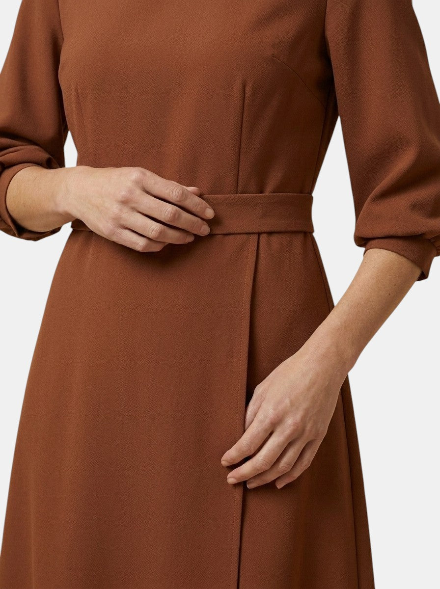 Robe midi portefeuille noire manches ballon ceinture auto-nouée soirée