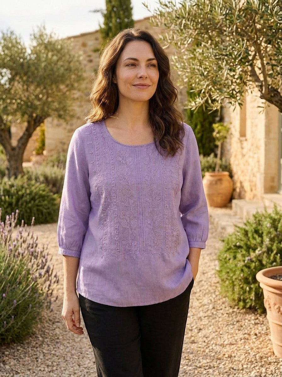 Blouse brodée florale coupe ample aérienne artisanale pour femme
