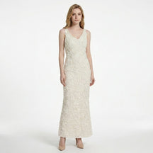 Robe mini texturée motif floral décolleté en V sans manches pour mariages