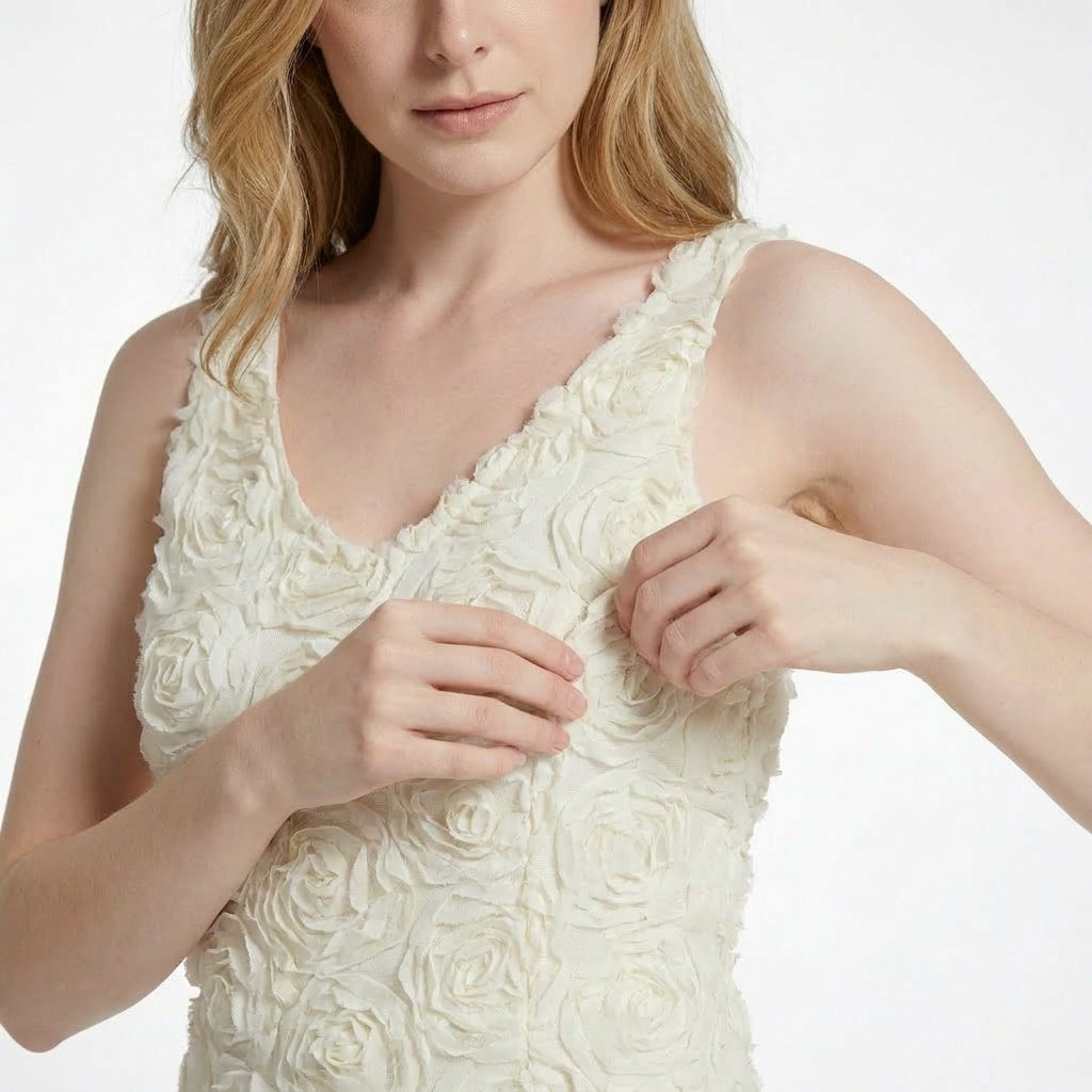 Robe mini texturée motif floral décolleté en V sans manches pour mariages