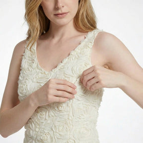 Robe mini texturée motif floral décolleté en V sans manches pour mariages