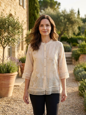 Blouse en coton légère broderies florales femme coupe ample estivale chic