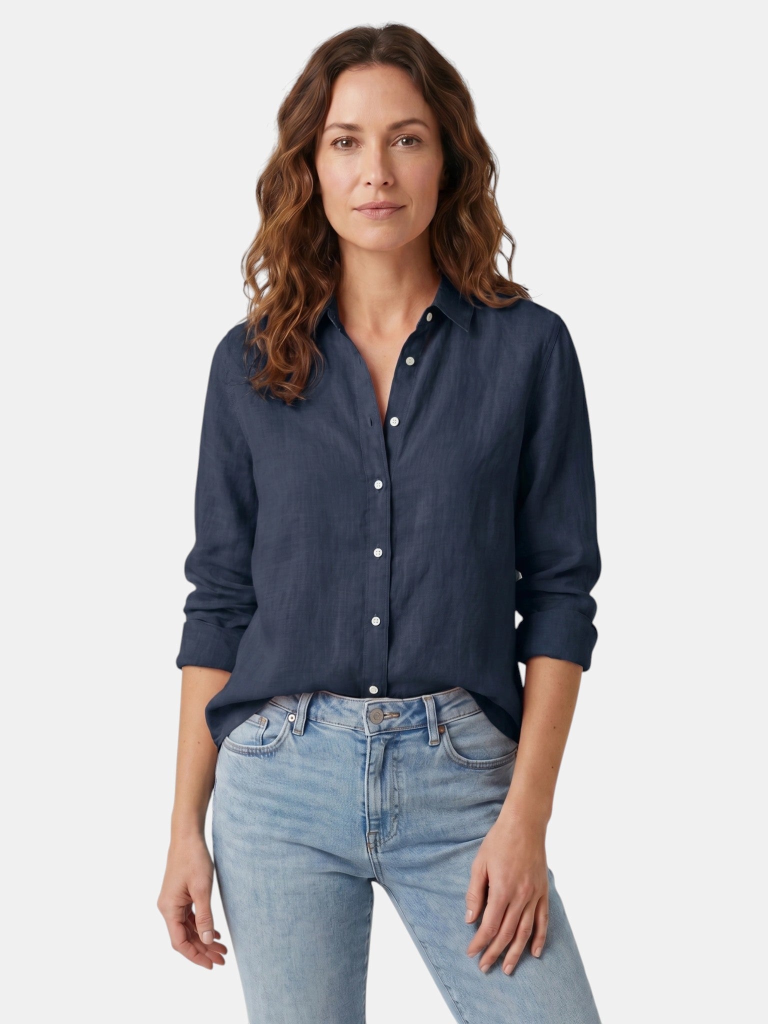Chemise en lin légère boutonnée col lavallière coupe décontractée femme