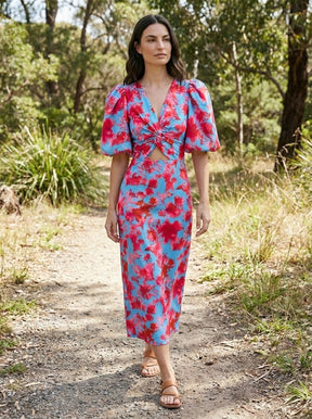 Robe midi moderne femme gainante élégante pour invitée de mariage