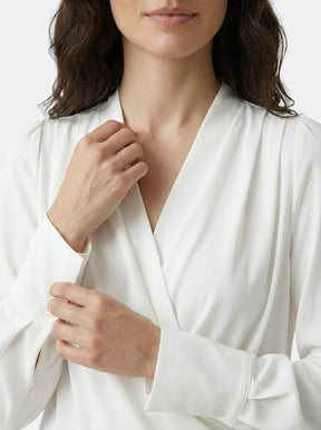 Blouse satinée col V manches bouffantes taille plissée romantique femme