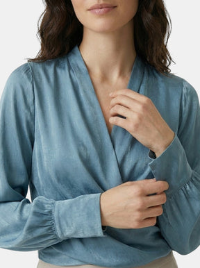 Blouse satinée col V manches bouffantes taille plissée romantique femme