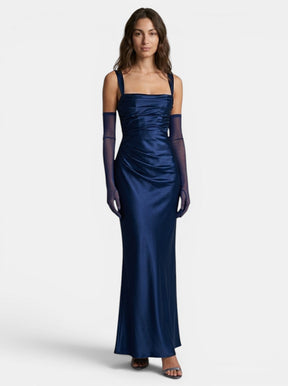 Robe maxi en satin drapée col carré bretelles femme élégante soirée formelle