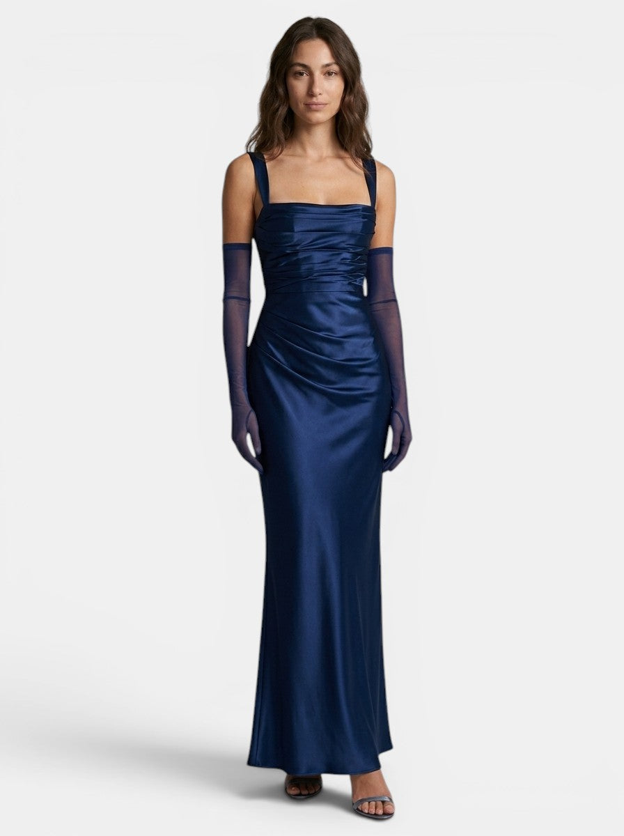 Robe maxi en satin drapée col carré bretelles femme élégante soirée formelle