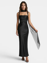 Robe maxi en satin drapée col carré bretelles femme élégante soirée formelle