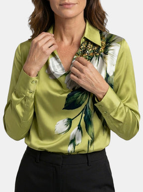 Blouse brillante col V manches longues tissu chatoyant élégante femme